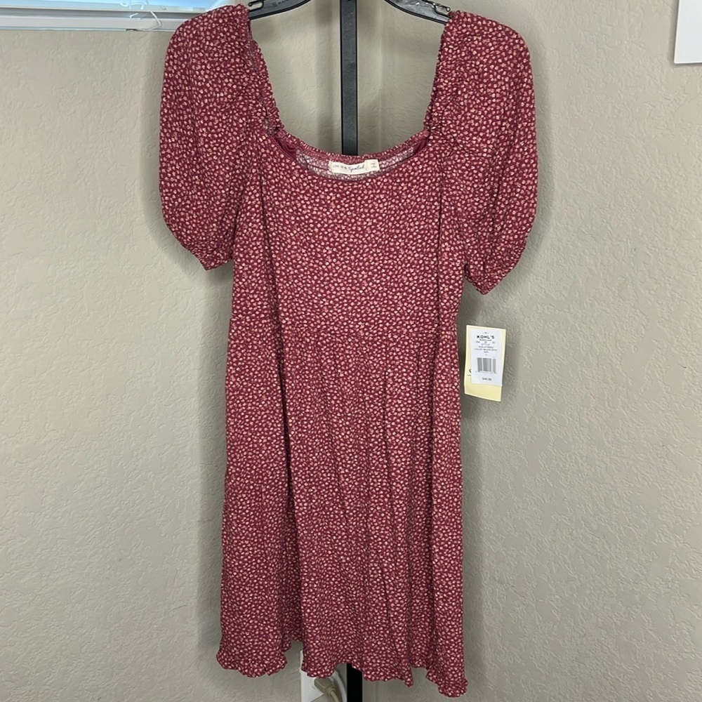 250 - Live to be Spoiled NWT Pink & Tan Floral Short Sleeve Dress, Size Large